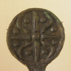 Sign bearing a Hittite symbol, solar disc, cross with rays